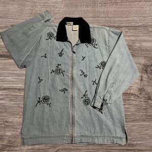 VINTAGE 90s Capacity Floral Embroidered Denim Shacket Black Rose & Velvet Collar